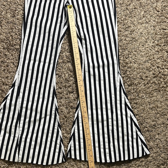 L&B Lucky & Blessed Monochrome Striped Flare Pants Size 4 - Picture 6 of 12